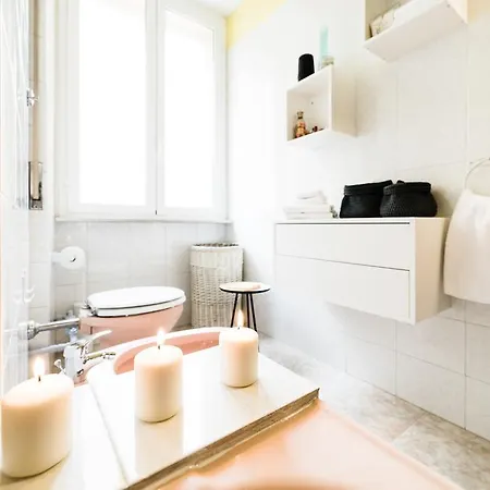 Ory's Designer Flat In San Giovanni * 로마